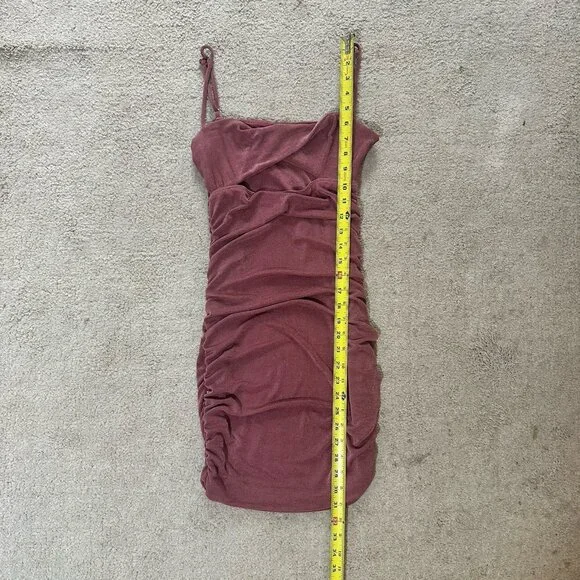 White Fox Dress Women’s Size Medium Pink Body Con Mini Cutout Spaghetti Strap - Picture 8 of 13